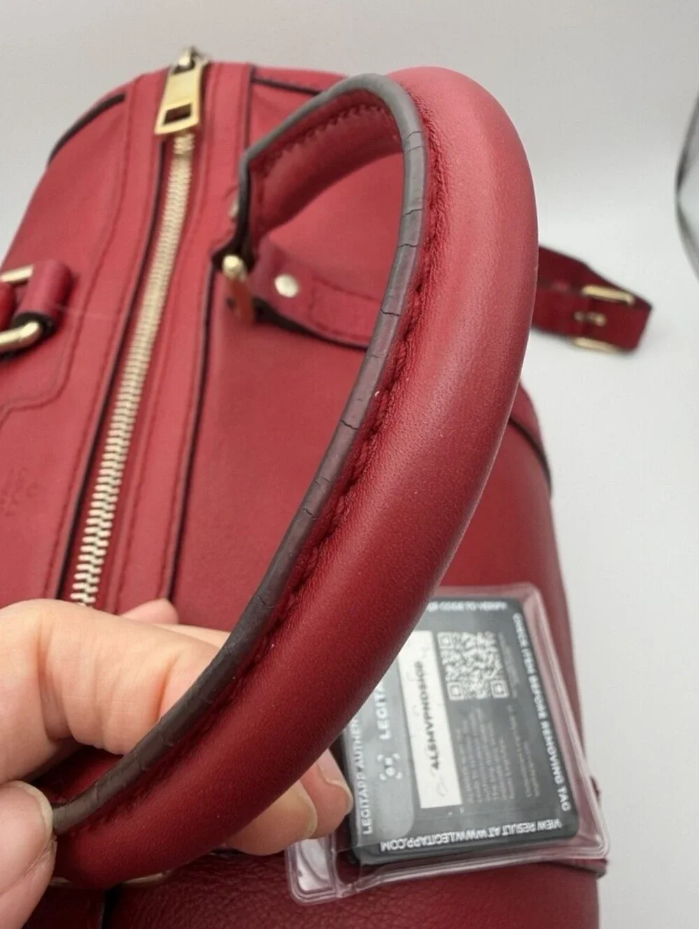 ❤️ Authentic Gucci Red Joy Boston Bag Guccissima Vertical Leather Trim GG Strap